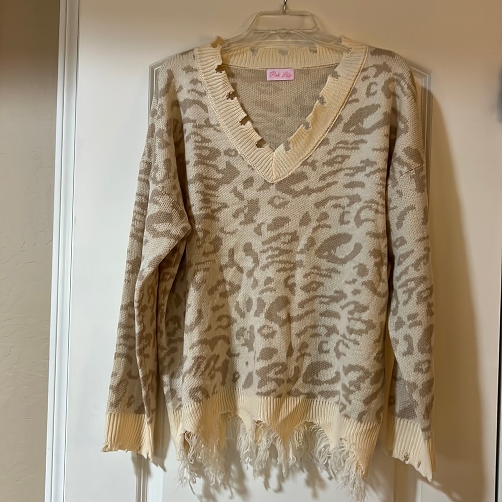 Oatmeal Pink Lily Knit Sweater XL- lightweight